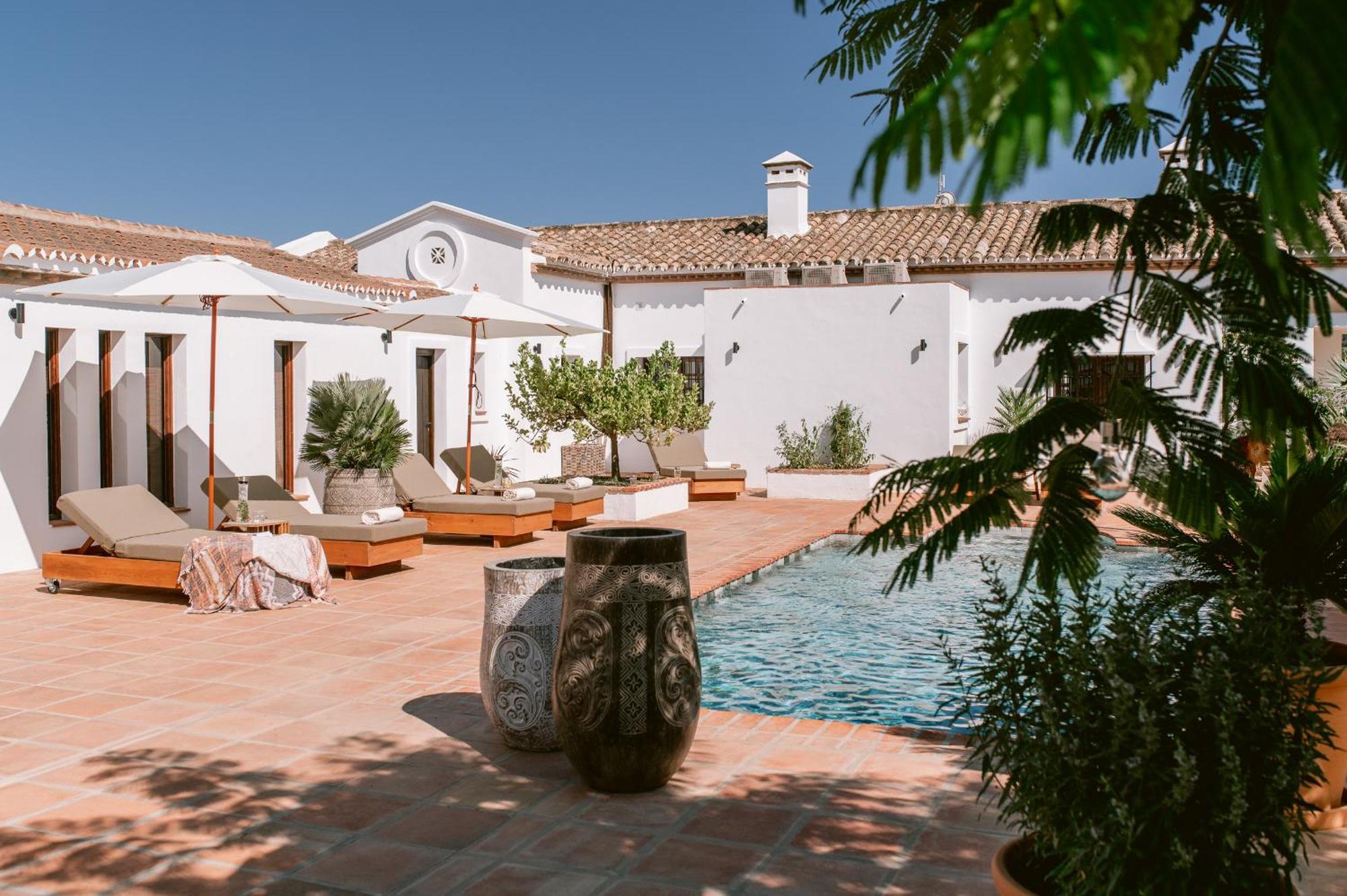San Roque Suites De Monda Buitenkant foto